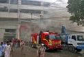 11 perish as massive fire sweeps through Karachi shopping mall