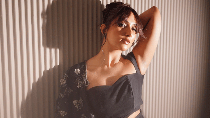 Mahnoor Pervaiz rings in 2026 'Unbothered, Unfiltered' with friends