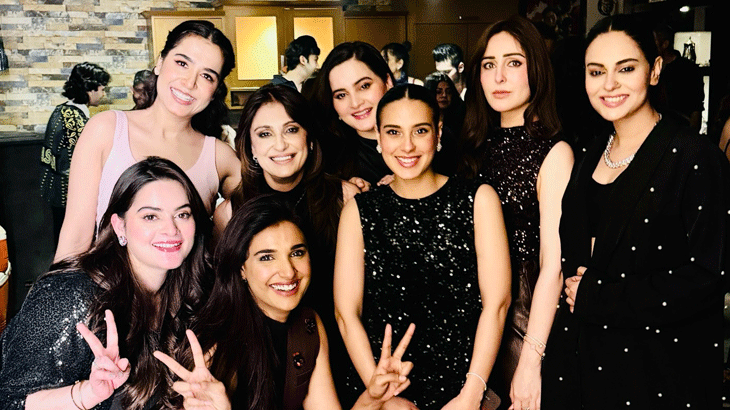 Amna Ilyas rings in 2026 with showbiz industry at Wajahat Rauf’s star-studded New Year bash