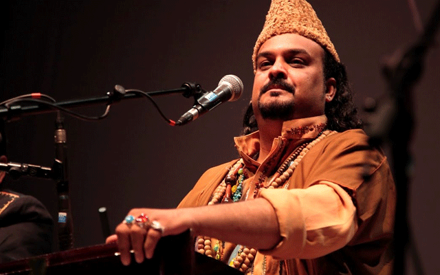 Amjad Sabri’s qawwali inspires 400 to accept Islam
