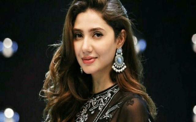 Mahira Khan shares heartfelt throwback photos for Women’s Day